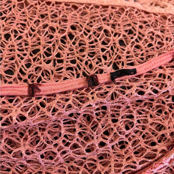 Mesh Half Sleeve Top - Picture 5 of 5